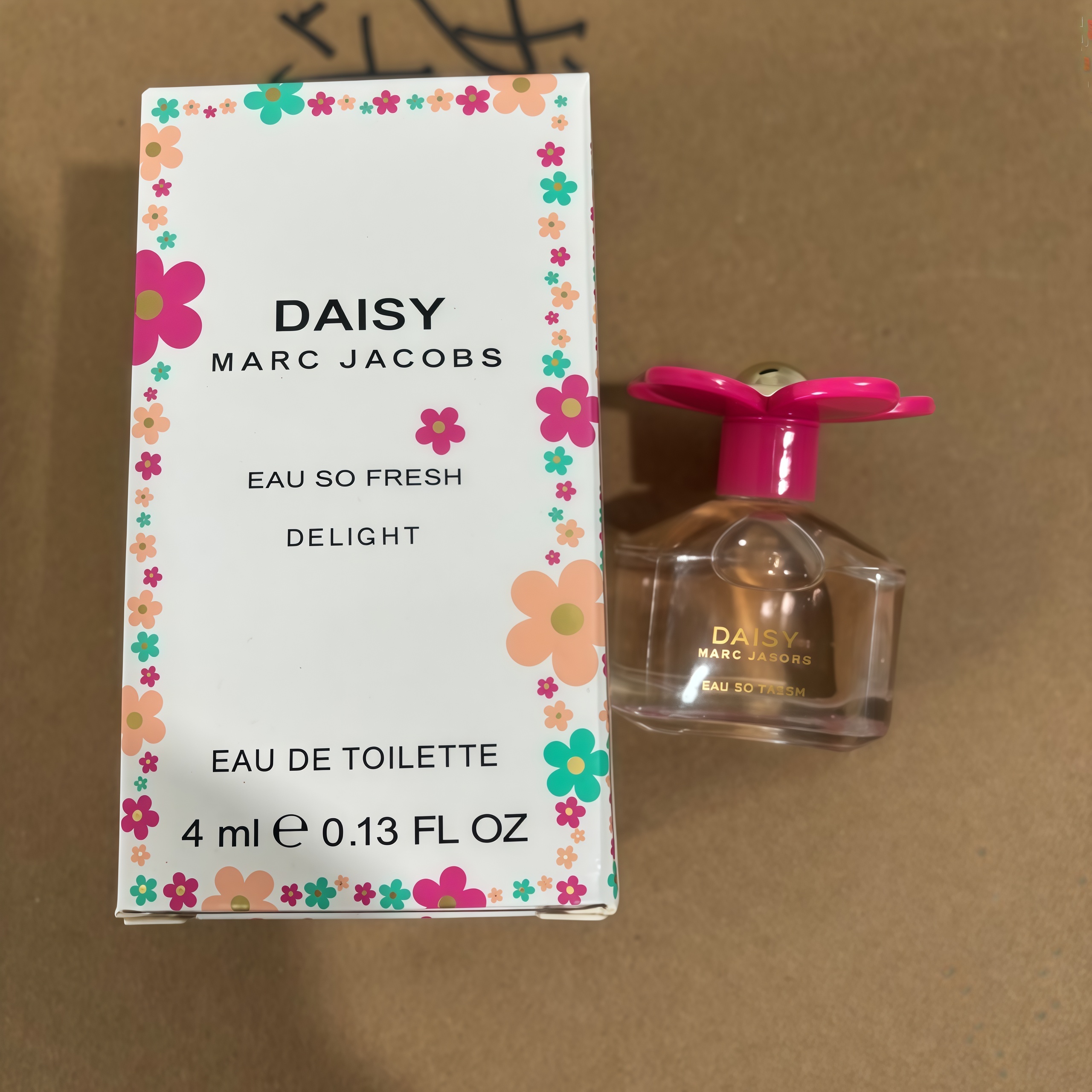 Marc Jacobs Daisy Eau So Fresh Delight（4ml）