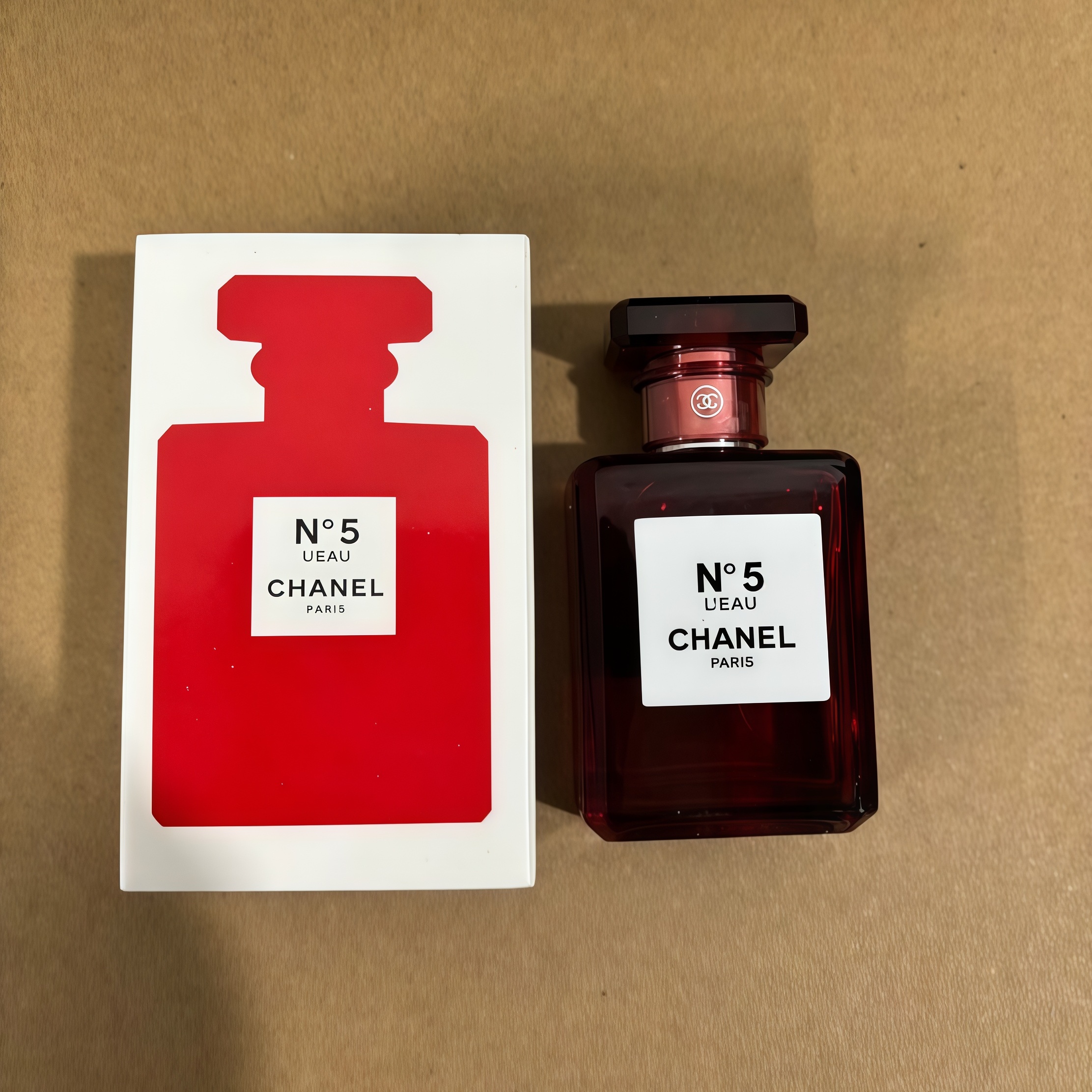 Chanel red N°5 L'Eau 7.5ml