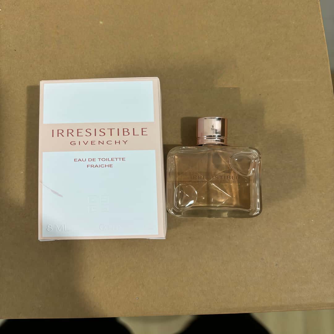 Givenchy Irrésistible Eau de Toilette Fraîche 8ml