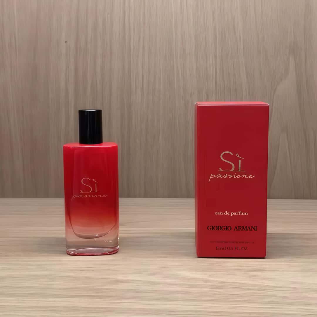 Giorgio Armani Si Passione Eau de Parfum（15ml）