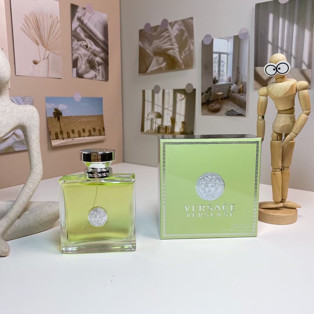 Versace Versense