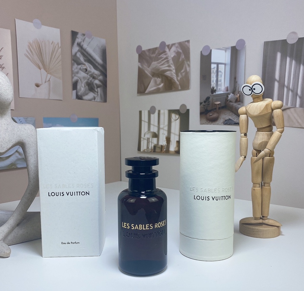 Louis Vuitton Les Sables Roses