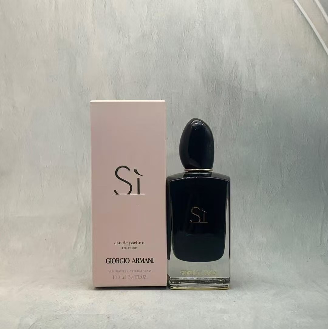 Giorgio Armani SiEau de Parfum