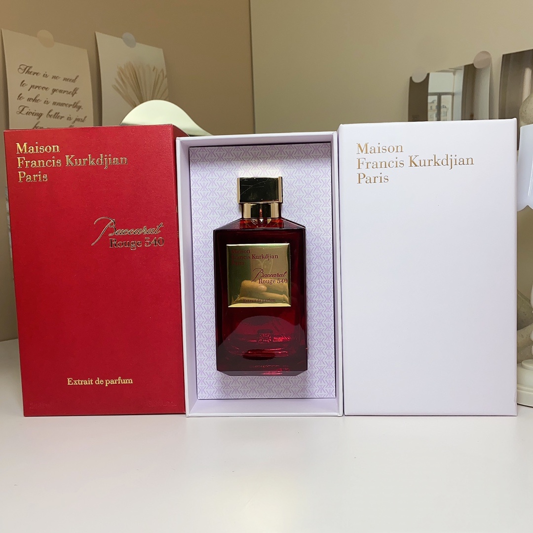 Maison Francis Kurkdjian Baccarat rouge540 Extrait