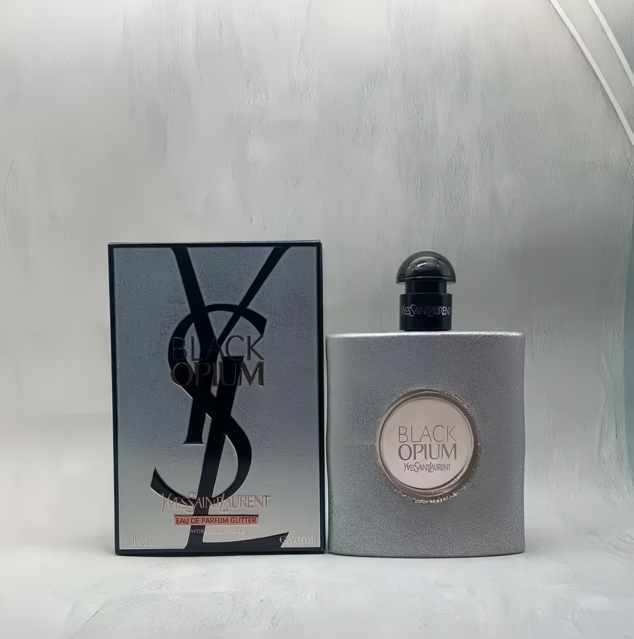 Yves Saint Laurent Black Opium Eau de Parfum Glitter