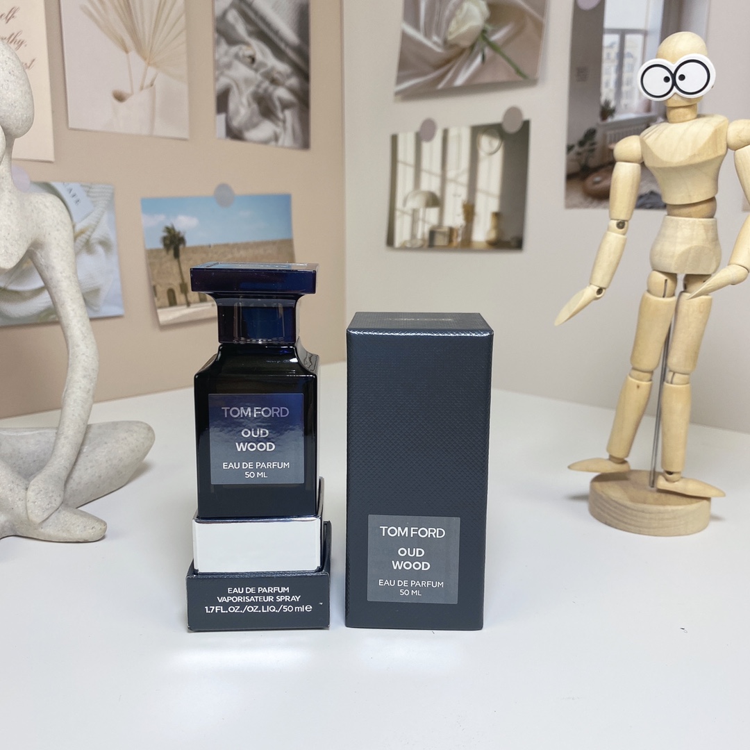 Tom Ford Oud Wood 50ml (mingtong)