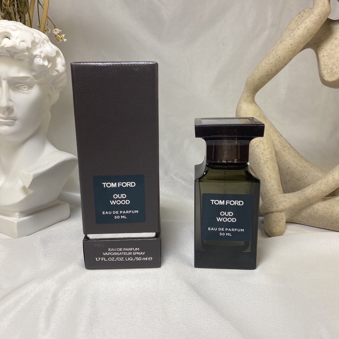 Tom Ford Oud Wood Eau de Parfum