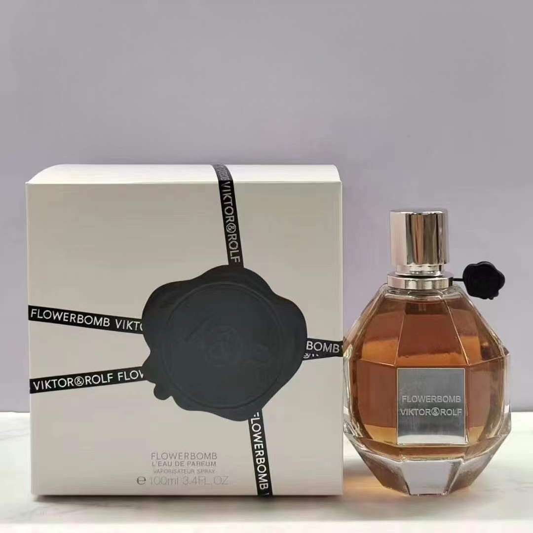 Viktor & Rolf  Flowerbomb  100ml
