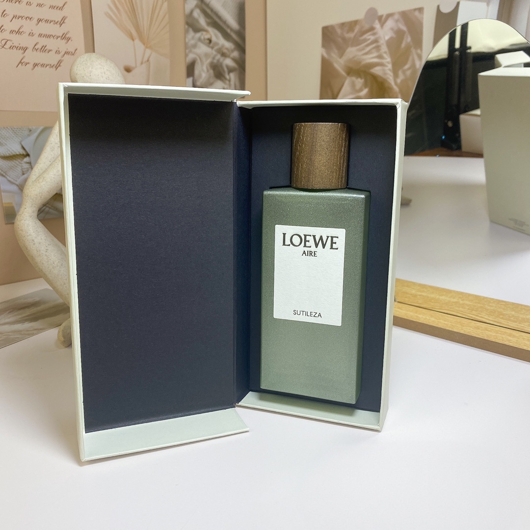 LOEWE AIRE SUTILEZA