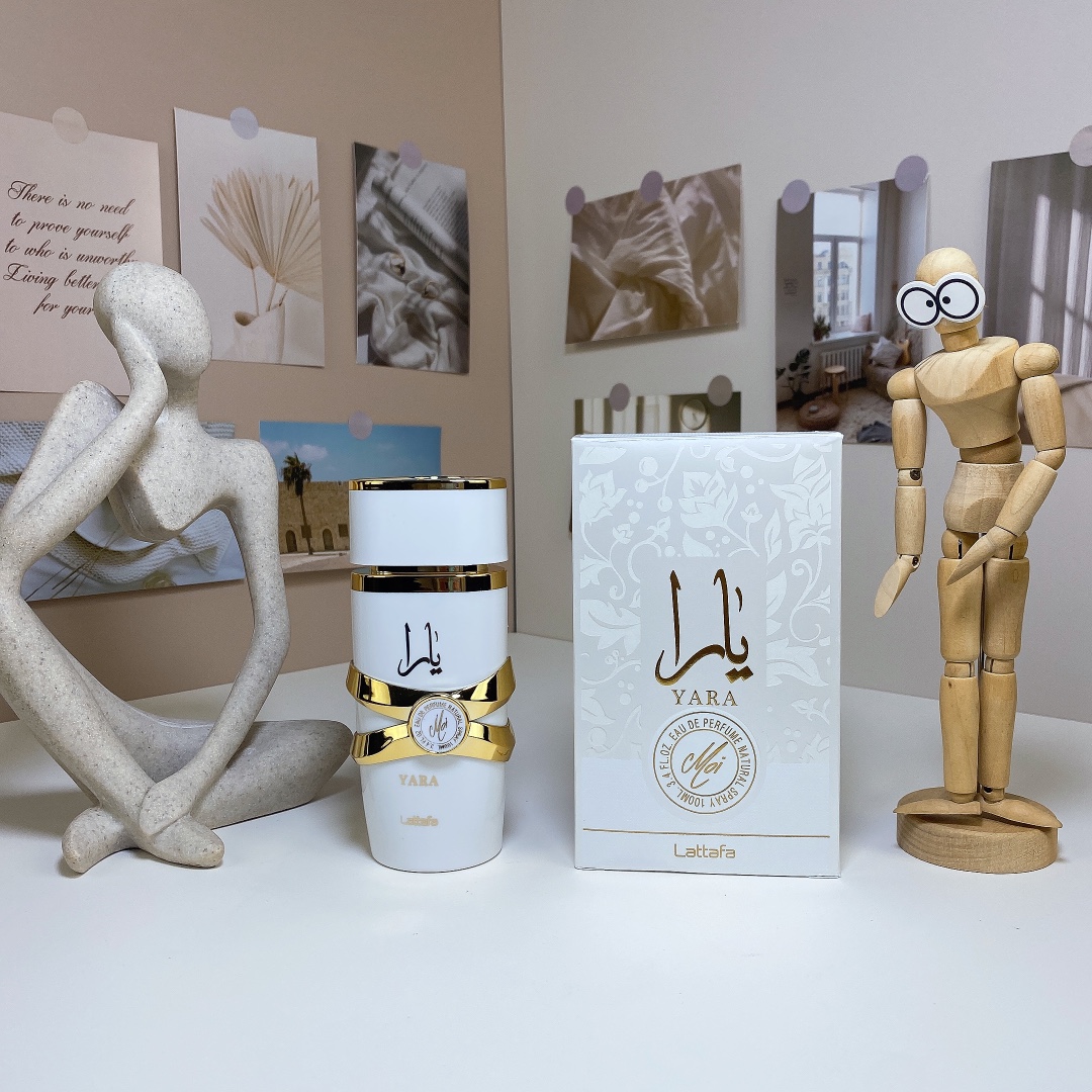 Lattafa Perfumes Yara Moi
