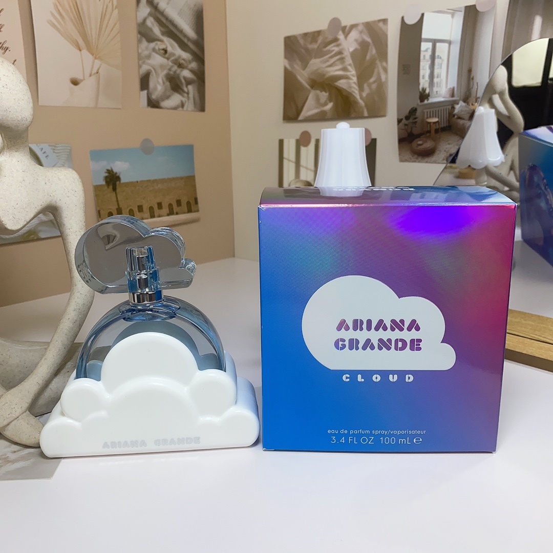 Ariana Grande Cloud
