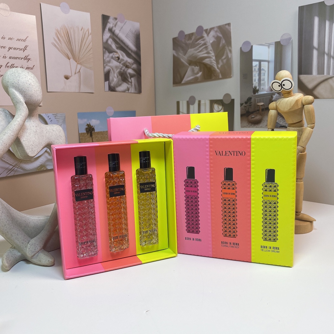 Valentino Mini Perfume Gift Set（15ml*3)